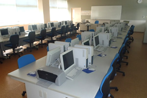 市内小中学校 パソコン教室構築